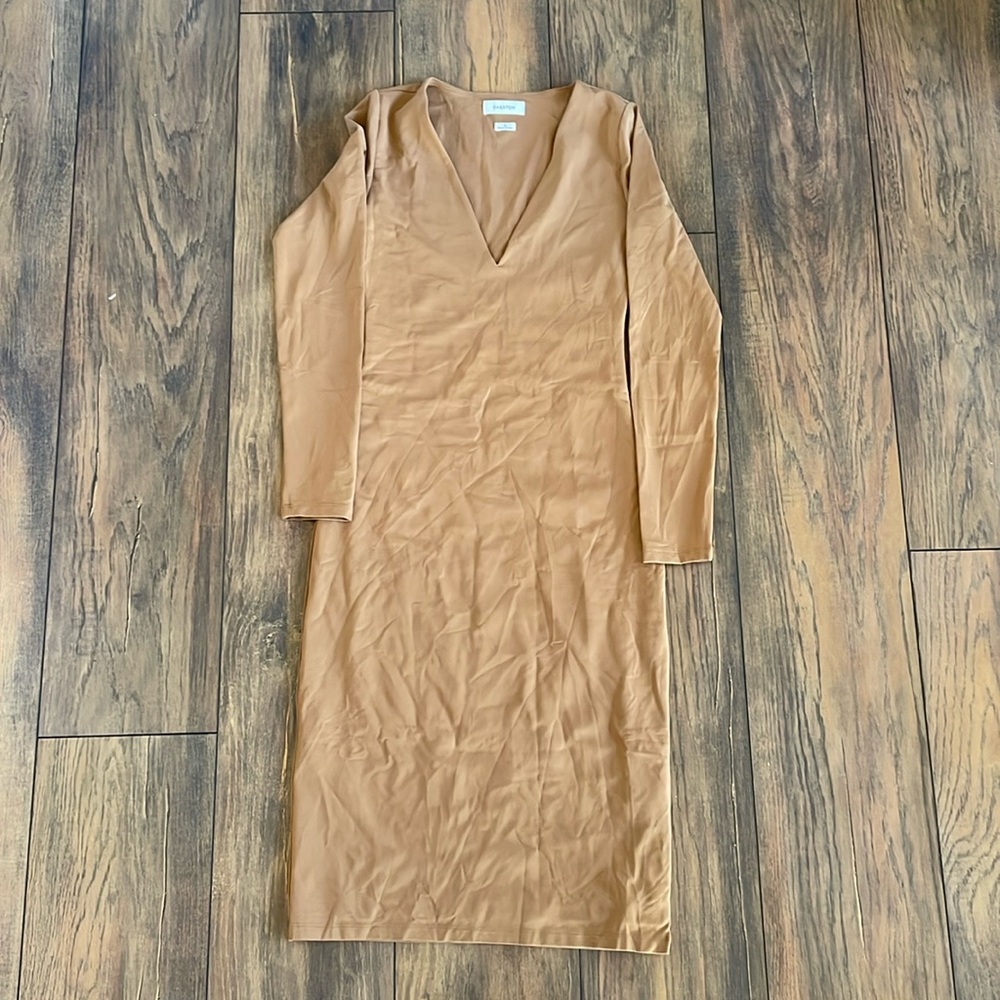 Aritzia Babaton Contour Dress V Neck Long Sleeve